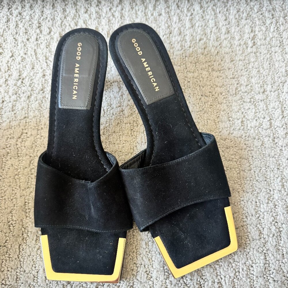 Good American Suede Gold Toe Heels